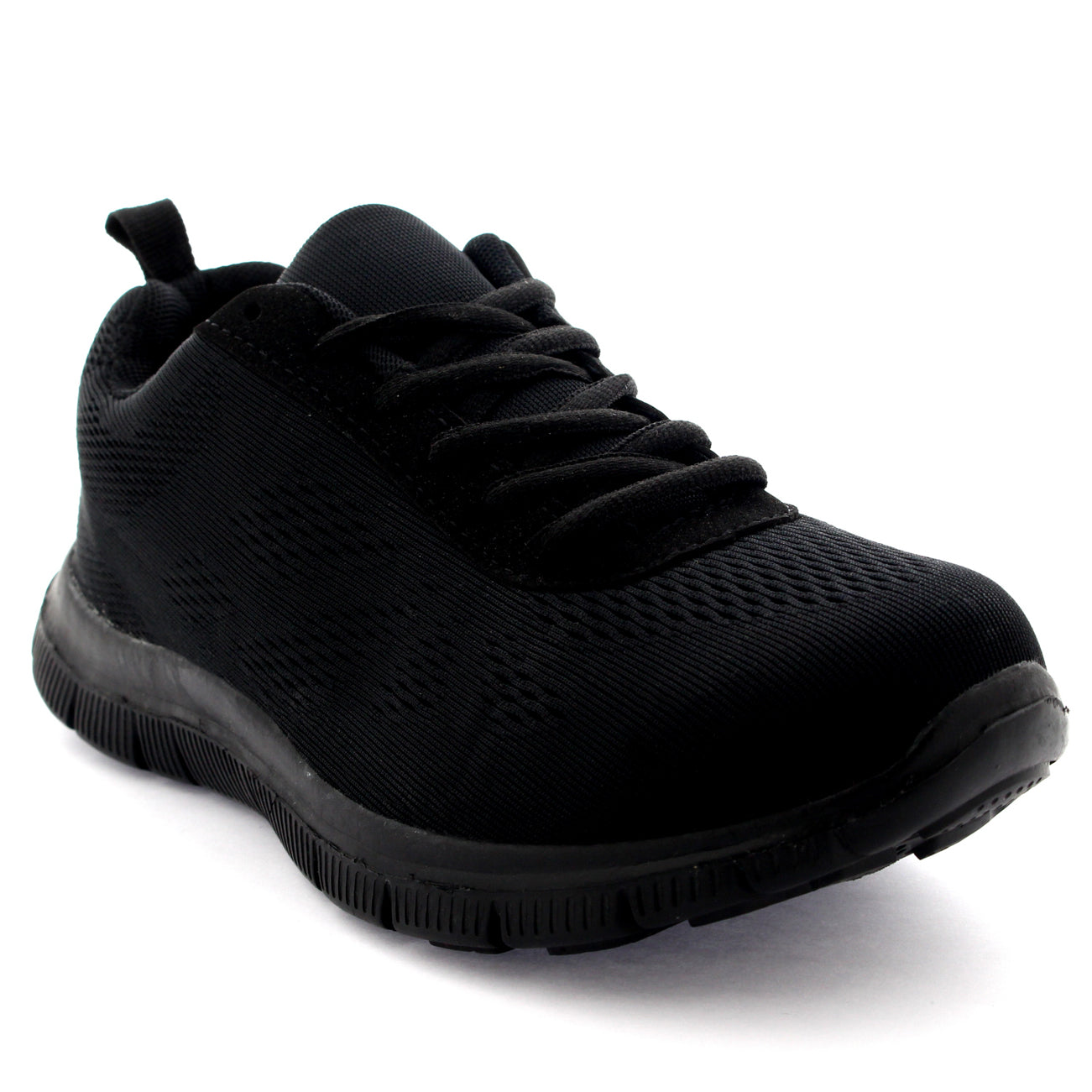 Black gym shoes hotsell